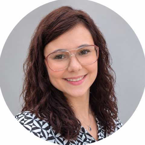 Dr Anda-Mihaela MIA-POPESCU, Chirurgien-dentiste — Cabinet Médico-Dentaire de Guichainville