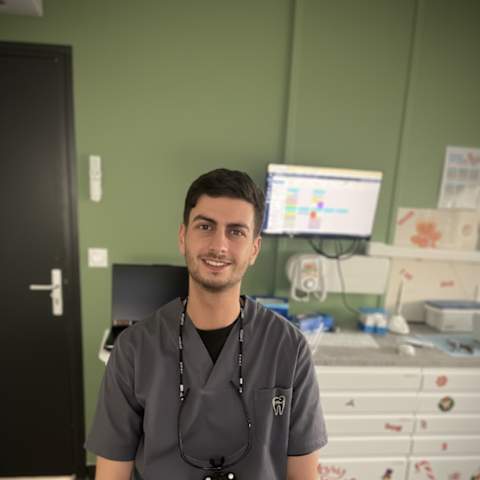 Dr Ari KRIEF, Chirurgien-dentiste — Cabinet Médico-Dentaire de Guichainville
